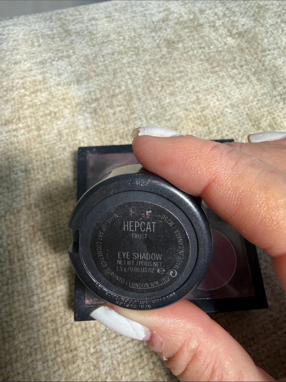 MAC Cosmetics Plum & Mauve Eyeshadow Quartet with Single Berry Shadow